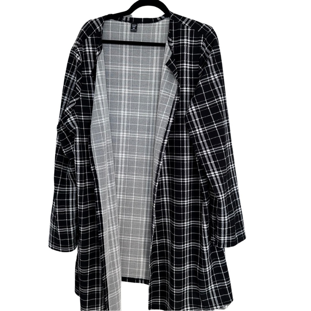 SHEIN Black & White Plaid Open-Front Cardigan
